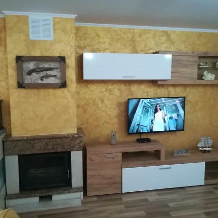 Apartments Vis Jaz Budva Bagian luar foto