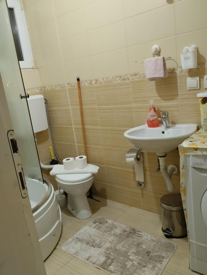 Apartments Vis Jaz Budva Bagian luar foto