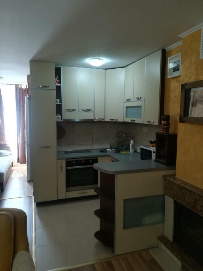 Apartments Vis Jaz Budva Bagian luar foto